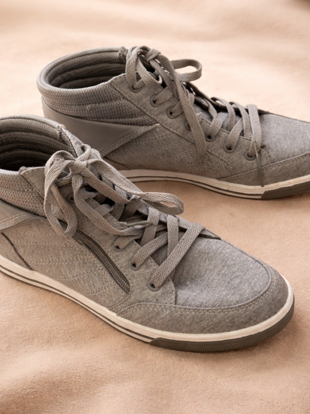 U.S. Polo Assn Gray High Top Sneakers Women’s Size 6.5 Lace Up Casual